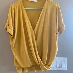 Mustard yellow top